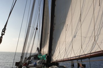 Sailing home across the North Sea, sailing home...